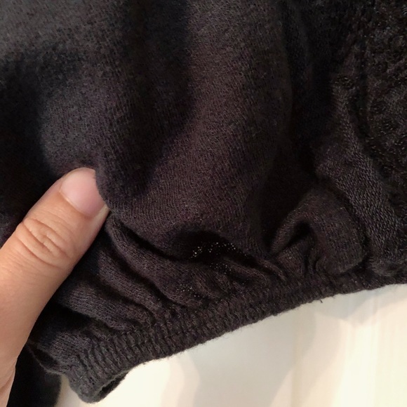 Free People • Navy blue, low-cut pullover top - Picture 4 of 7